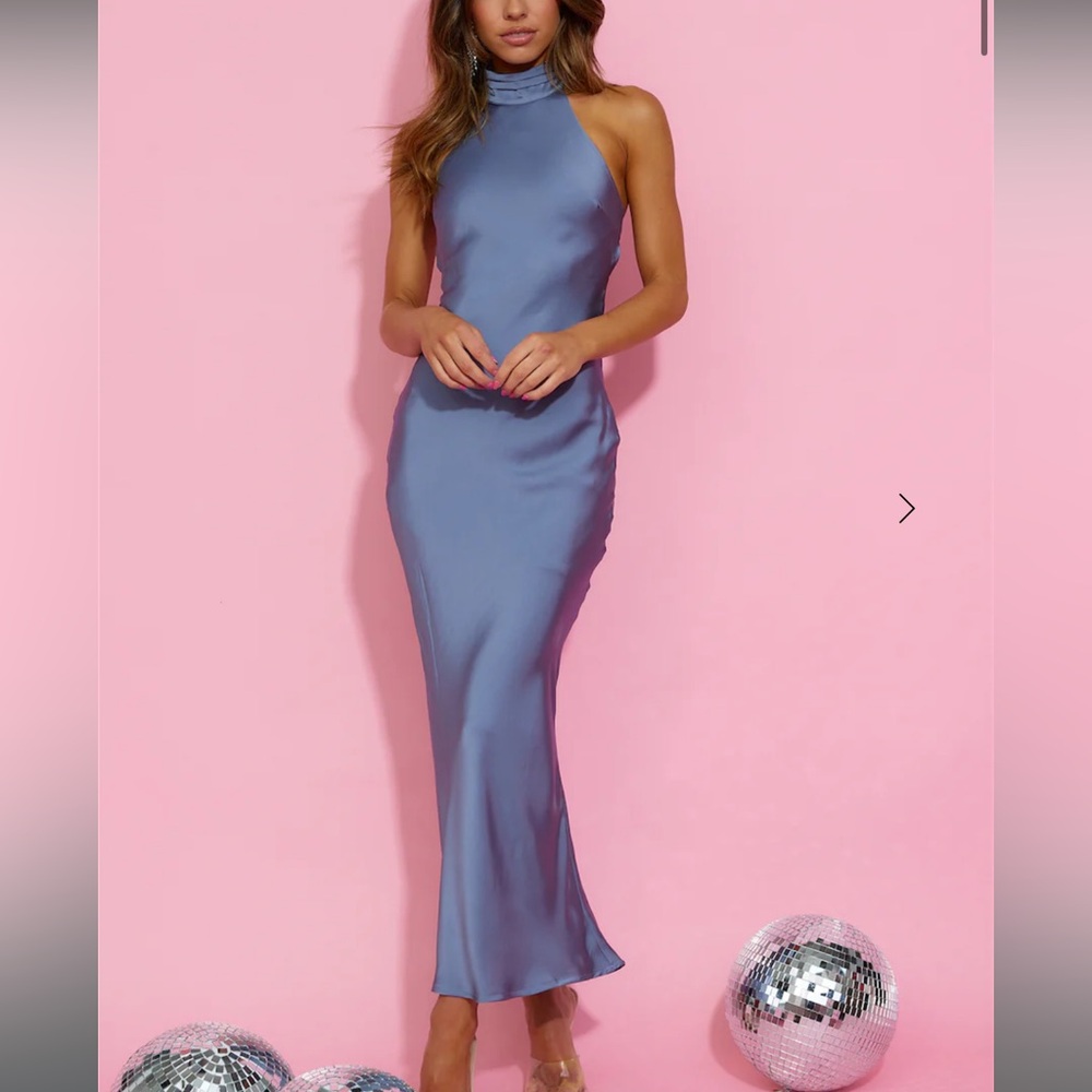 Elegant Blue Halter Maxi Dress